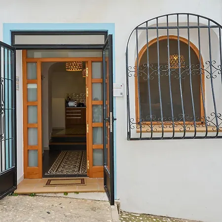 Casa Dino Casco Antiguo Apartment