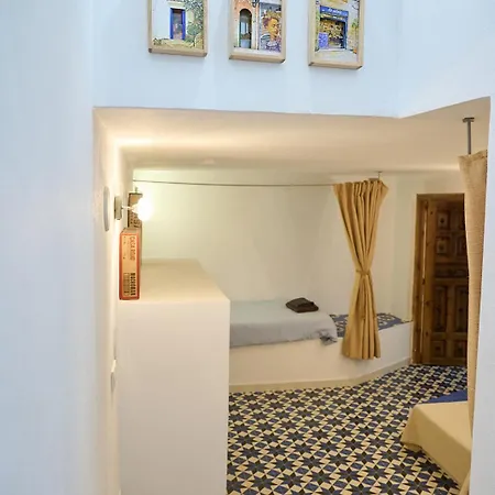 Casa Dino Casco Antiguo
