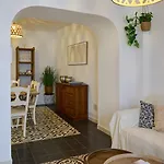 Casa Dino Casco Antiguo 알테아