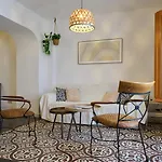 Casa Dino Casco Antiguo 알테아