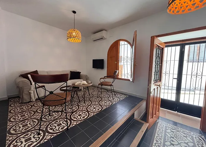 Casa Dino Casco Antiguo * Альтеа